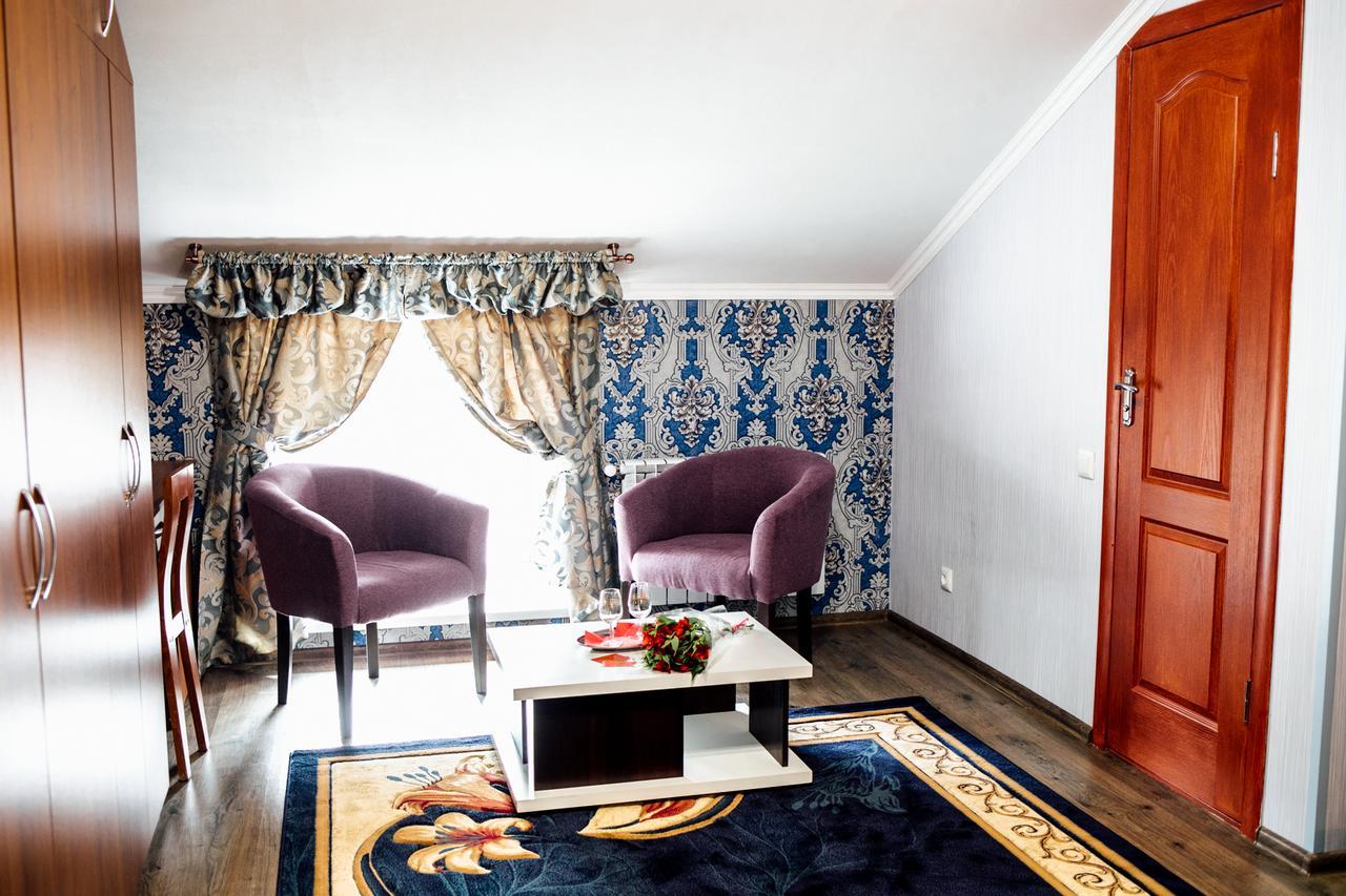 Guest House Kherson Ngoại thất bức ảnh
