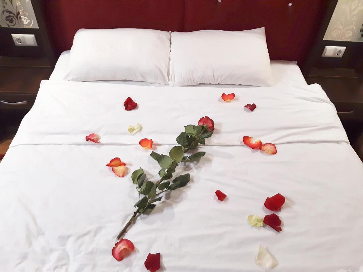 Guest House Kherson Ngoại thất bức ảnh