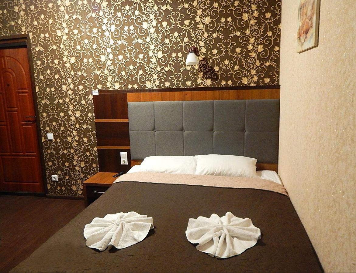 Guest House Kherson Ngoại thất bức ảnh