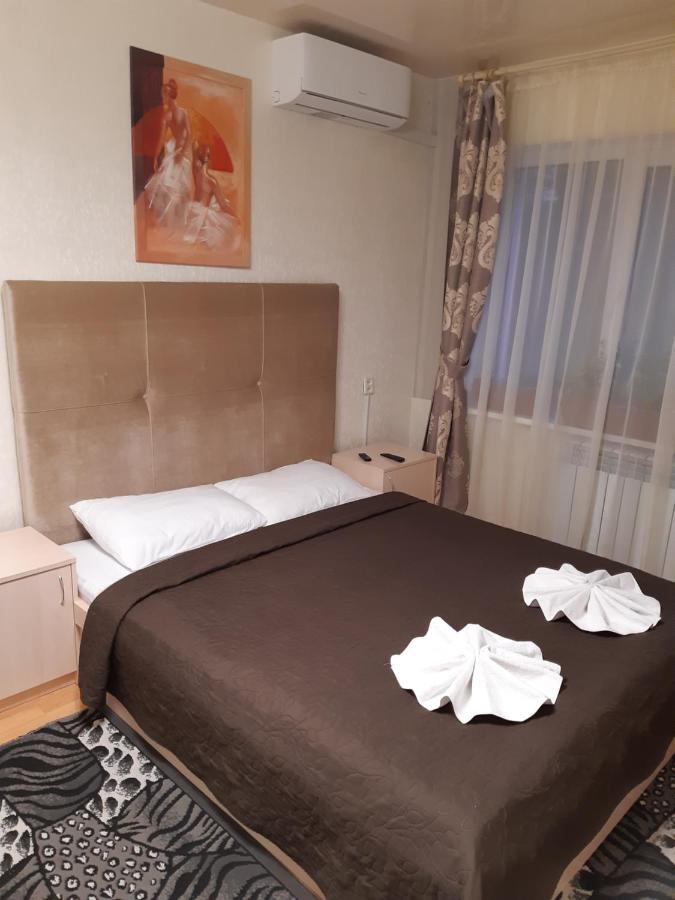 Guest House Kherson Ngoại thất bức ảnh