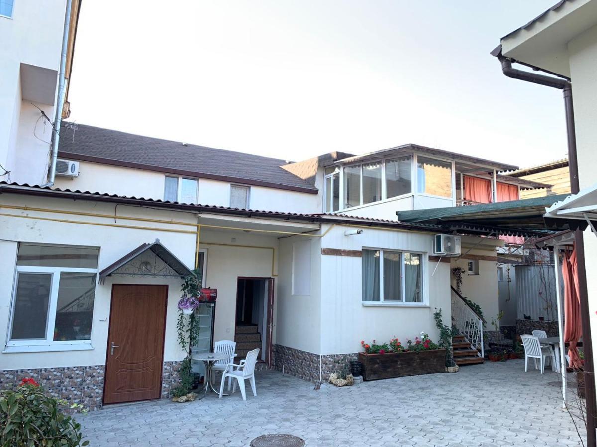 Guest House Kherson Ngoại thất bức ảnh